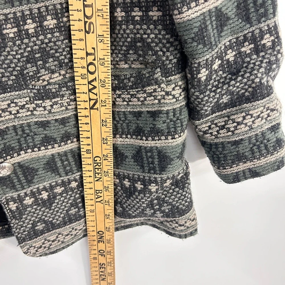 Vtg Woolrich Wool Aztec Southwestern Jacket Women M Made USA Sage Gray Chore